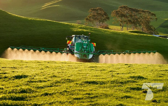 Hustler Equipment Sprayers